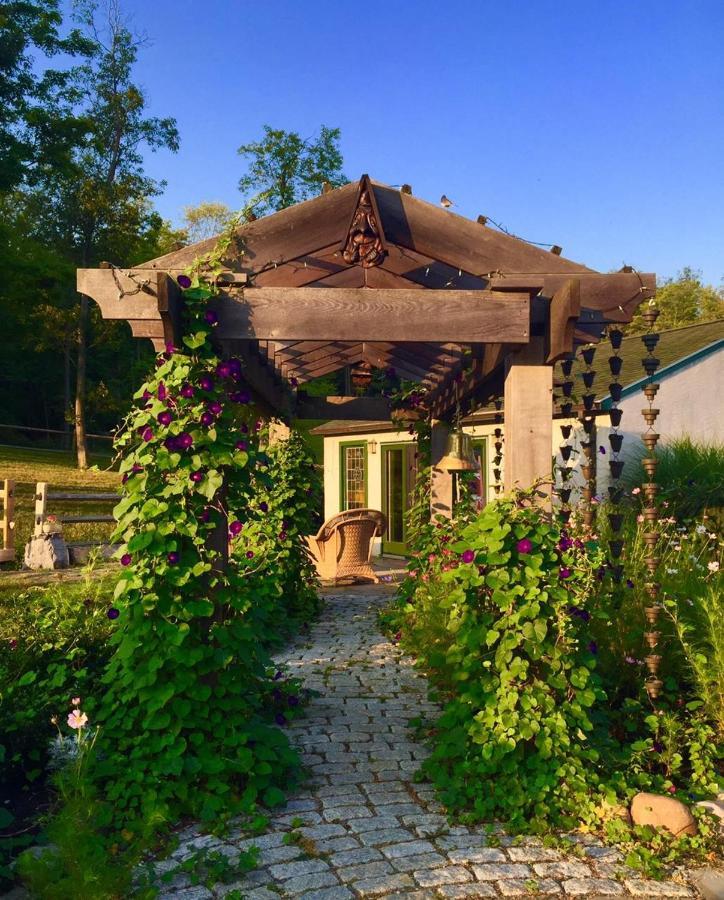 New Park Venue & Suites Ithaca Zewnętrze zdjęcie
